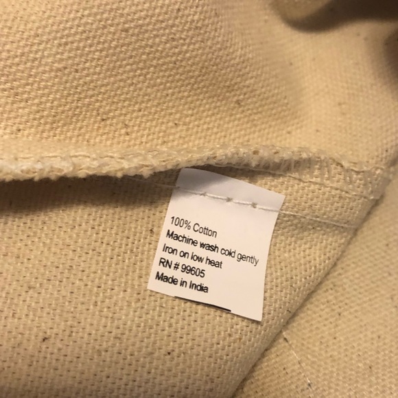 π Rae Dunn MAMA BEAR Tote Bag - Picture 11 of 13